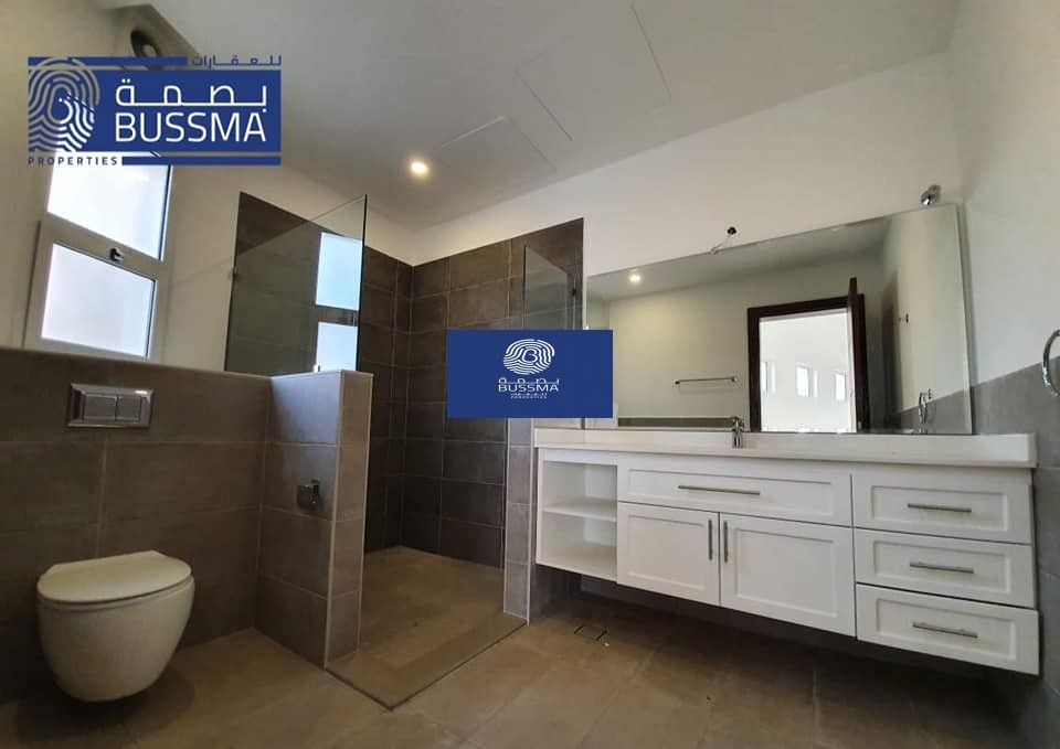 Brand new 5 Bedroom villa for rent in Madinat As Sultan Qaboos, Muscat