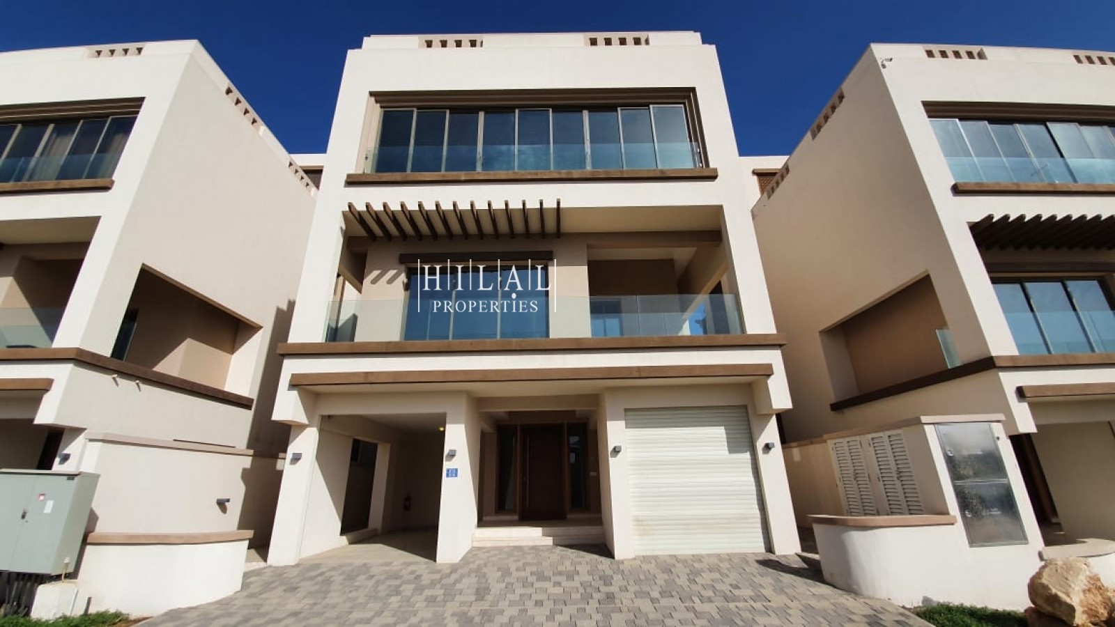 1 BR Penthouse Apartment with Private Pool in the Links Muscat Hills
