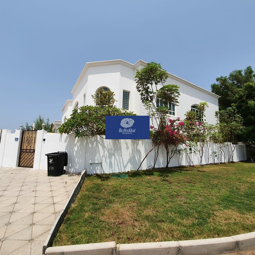 5 Bedroom + Maid’s Room Elegant Villa for rent in Azaiba